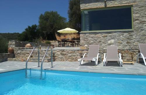 Villa Rokanes Glass Stone with Pool - Foto 27