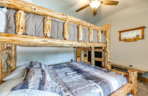 Massive Hatfield Loon Lodge with Roller Rink - Foto 29