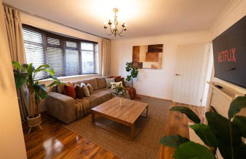 Spacious 3-Bed Home with Free Off-Street Parking Near Newcastle - Foto 25