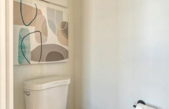 Spacious Townhome Combination for the Whole Family - Photo 48