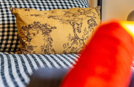 Le Darcy d'Hugo Train station 2 minutes away - Foto 29