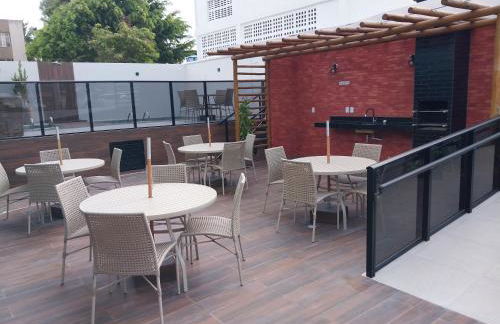 Amplo novo e moderno apartamento em linda praia de Maceió - Foto 20