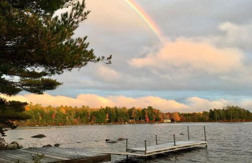 Beautiful Maine Retreat 4 Bdrm Lakeside Cottage - Foto 27