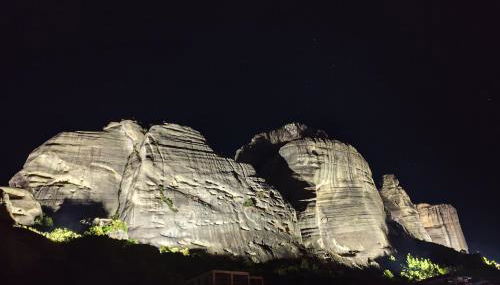 Meteora Gold and Glass Suites - Foto 3