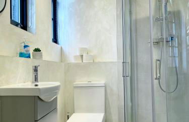 Modern 1-Bedroom Apartments near Shoreditch, Old Street & Hoxton by NourNest Apartments - Foto 53