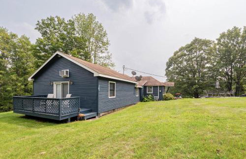 Bethel Woods Retreat - wPool, Hot Tub & Arcade! - Foto 29