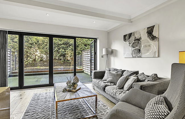 Chic and Contemporary Retreat in Brentford - Foto 12