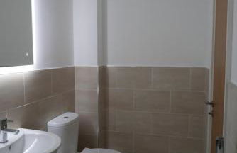 1 bed Apt close to Leeds Arena Sleeps up to 4 people F4 - Photo 14