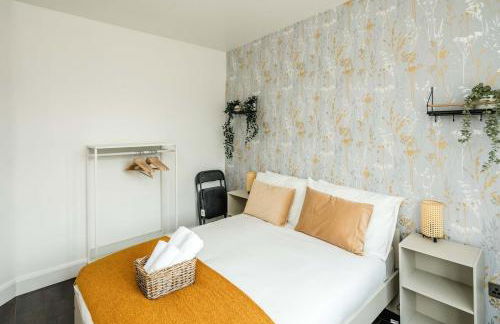 Lovely 3 bed house in Feltham - Foto 30