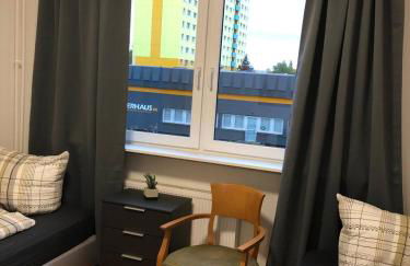 DKN - Ihr Zuhause auf Zeit in Halle - Vollmöbliert - Waschmaschine - Wlan - Nähe S-Bahn - Foto 2