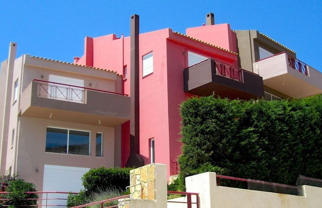 Amalia Residences - Photo 29