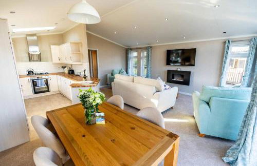 Deneb Lodge with Hot Tub - Foto 6