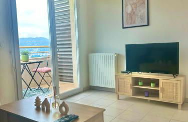 Cosy studio avec parking et vue féerique - Foto 15