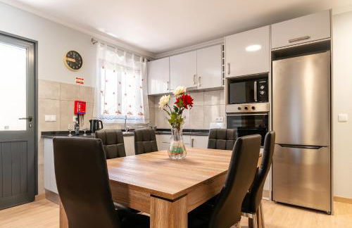 Goncalves House - AC and private parking - Foto 4