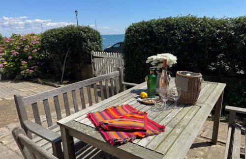 Sea views at Quay Rocks - Photo 38
