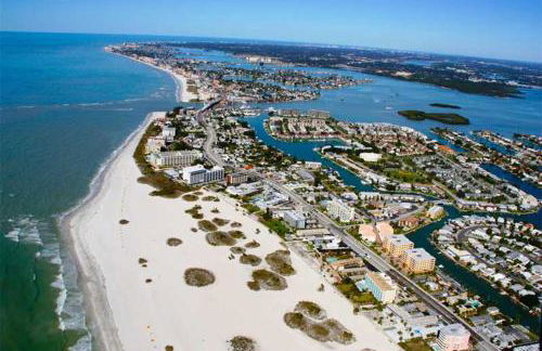 Treasure Island Beach, FL Waterfront Condo Located Steps away from the Intracoastal Waterway - Photo 8