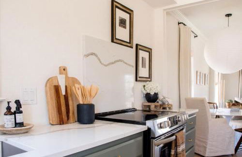 The Gable - 3 BLKS from Main St - Photo 18