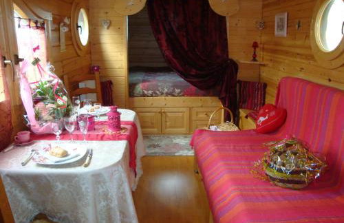 Maison d'hôtes La Roulotte des 4 Saisons - Foto 13