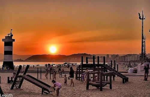 Sala living em prédio Familiar na Av da Praia - Foto 22