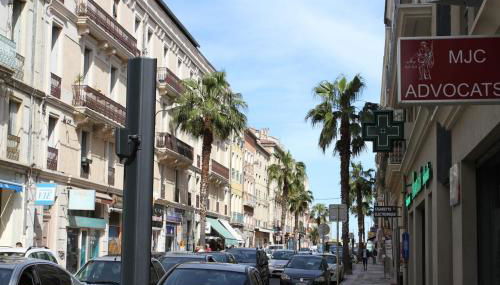 'L'Élégant' Studio Centre, Parking privé, Clim, Terrasse - Foto 2