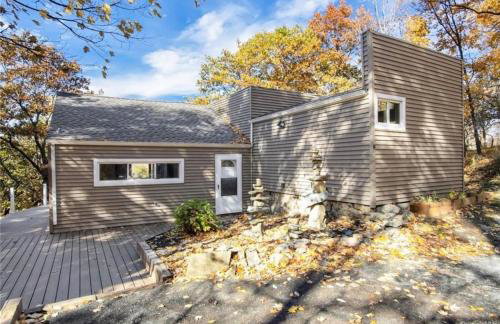 Cozy 3BR Home - Hudson Valley views near Woodbury Commons - Foto 5
