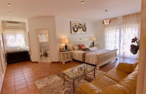 villa Pinosol con vista al mar - Foto 25