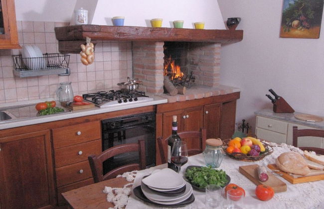 Graceful Holiday Home in Acqualagna With Swimming Pool - Foto 23