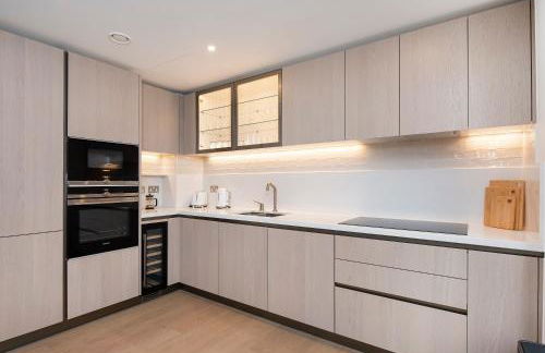 Lux and Large 2 bed Battersea Power Station - Foto 10