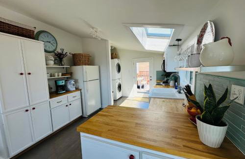 Ocean and Sunset Views - Cliff Side Cottage - Foto 14