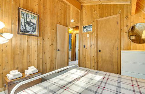 Million-Dollar View Waterfront Cabin in Bridgton! - Foto 14