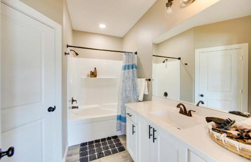 8 Mi to State Park Home with Fenced Yard in Lindale - Foto 16