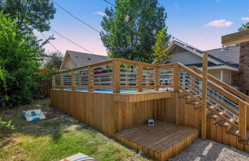 Poolside Paradise Game Room Fire Pit Hot Tub - Foto 3