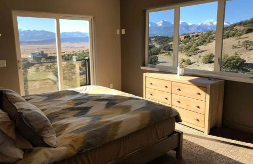 Barnwood Chateau with 2 Master Suites Hot Tub - Foto 4