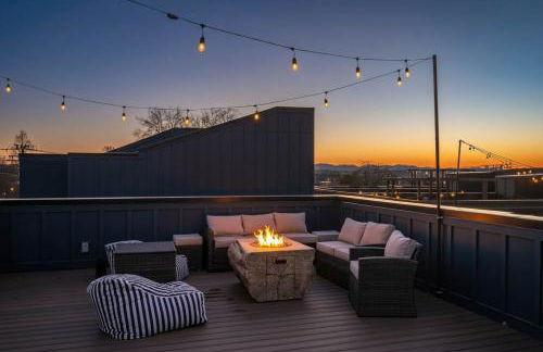 Luxury Hot tub Rooftop Deck Game Room Nashville - Foto 94
