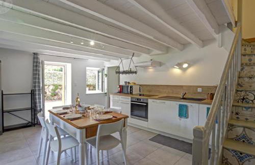 Deux gîtes confortables avec cheminée et piscine commune, animaux admis, pour 13 personnes - FR-1-496-140 - Foto 7