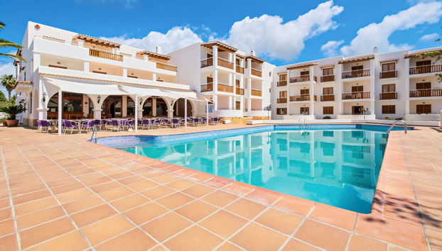 AzuLine Apartamentos Can Sanso - Photo 2