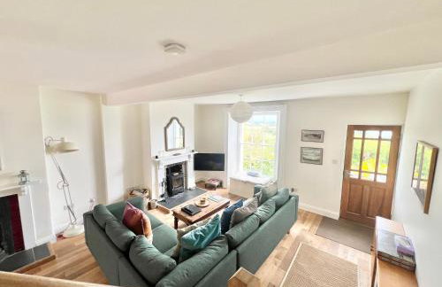 3 bedroom stunning house with garden and amazing sea views - Foto 9