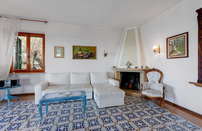 Villa in Torri del Benaco With Lake Garda Views - Photo 15