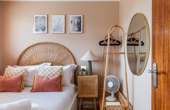 Guildford - 4 Bedroom House - Private Parking - Photo 10