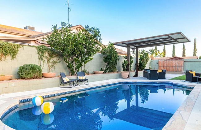 Princess Retreat Private Pool Firepit Sleeps 12 - Photo 44