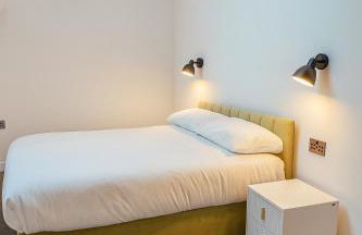 Kehoe's Penthouse Near Etihad Stadium & Coop Live Arena Sleeps 4 - Foto 8