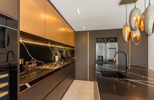 New! Trendy 5BR with Garden and Parking near Wimbledon - Foto 23