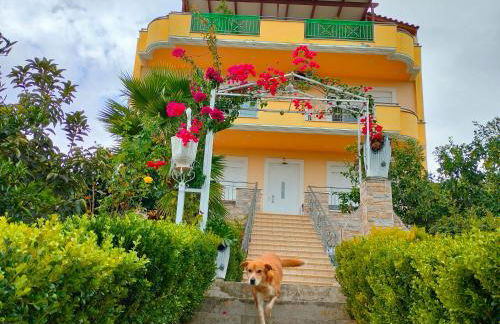 House with Wonderful View - Foto 1