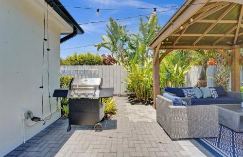 NEW! Private Oasis with Heated Pool Minutes to Wilton Dr and the Beach - Photo 72