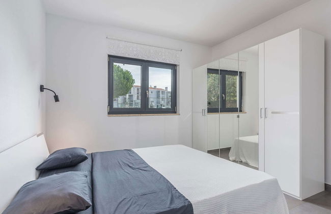 Villa in Novigrad With Private Pool and Beach - Photo 7