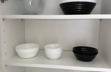 Modern 3 Bedroom House with Garden and Free Parking Long Stay Friendly - Foto 7