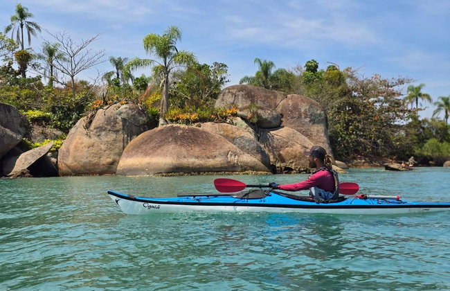 Paraty Bay Kayak Tour - Photo 2