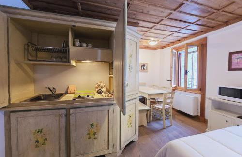 In the historic building, con aria condizionata - Foto 2