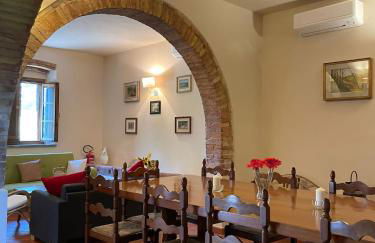 Podere I Sorbi, Spacious Tuscan Villa in Lajatico, Near Pisa & Volterra - Foto 26