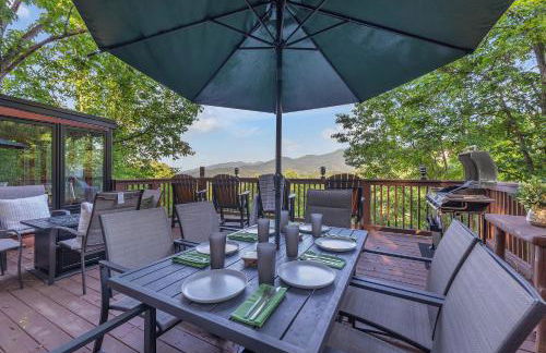 Family Chalet With Sauna, HotTub, Heavenly Views! Mins to Downtown! - Foto 46